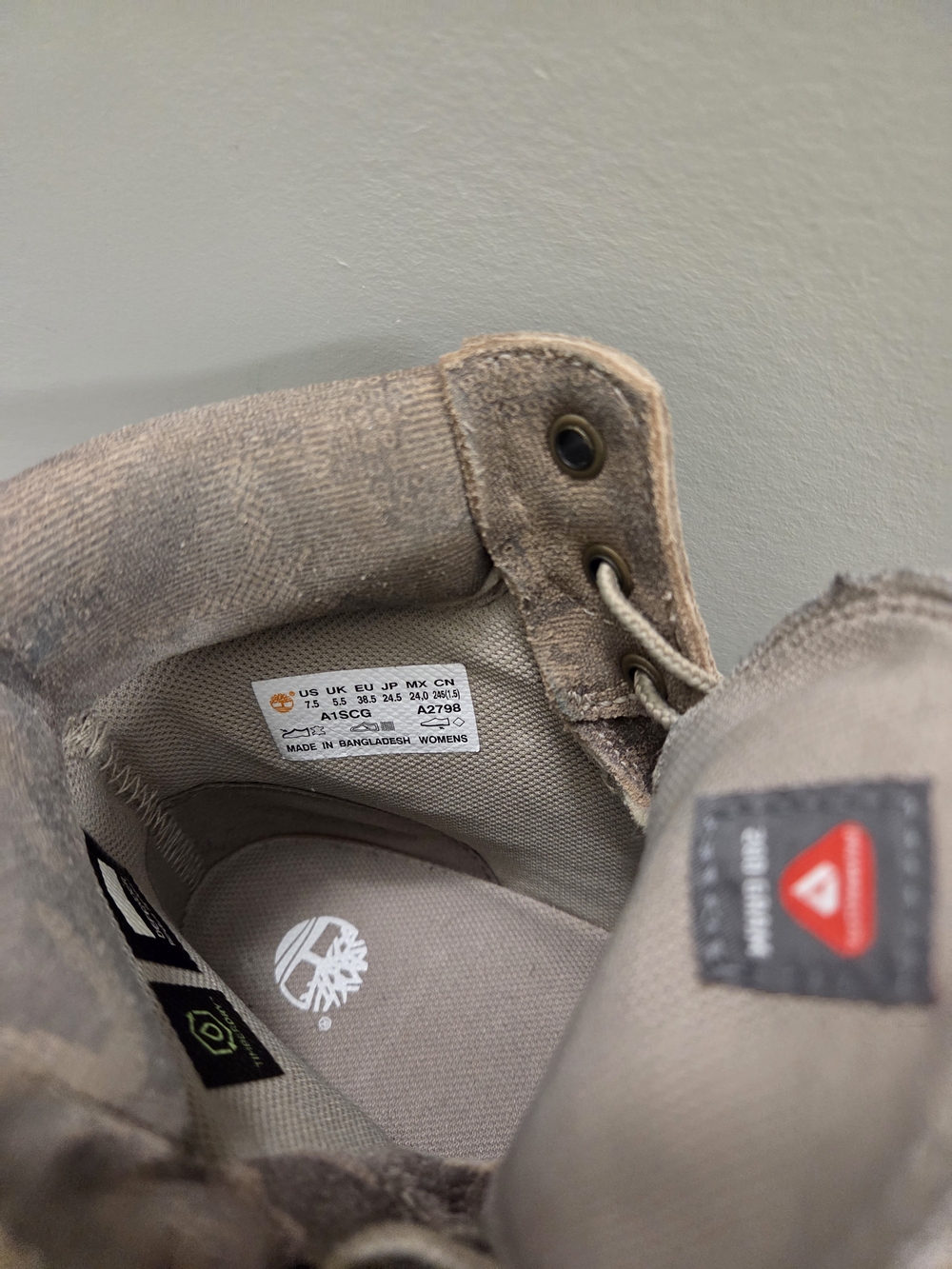 Timberland 6" Premium Suede Waterproof Boots – Women's Camo Taupe A1SCG Size 7.5 - Picture 4 of 6